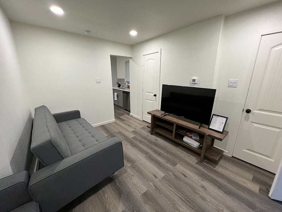 Furnished Finder property 499888_2 photo 4