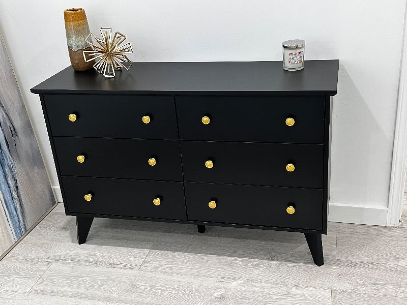 Close up of 6-drawer dresser.
