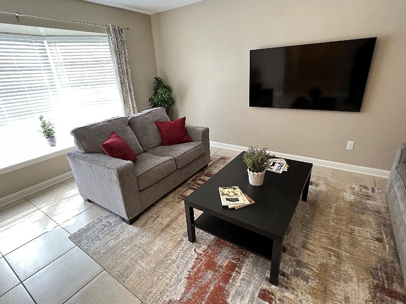 Furnished Finder property 500029_1 photo 8