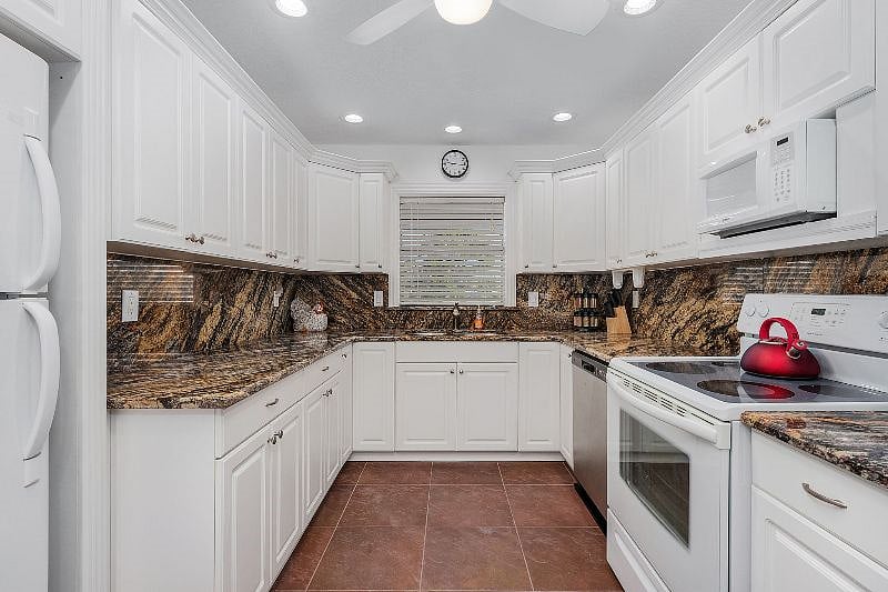 Furnished Finder property 500055_1 photo 12