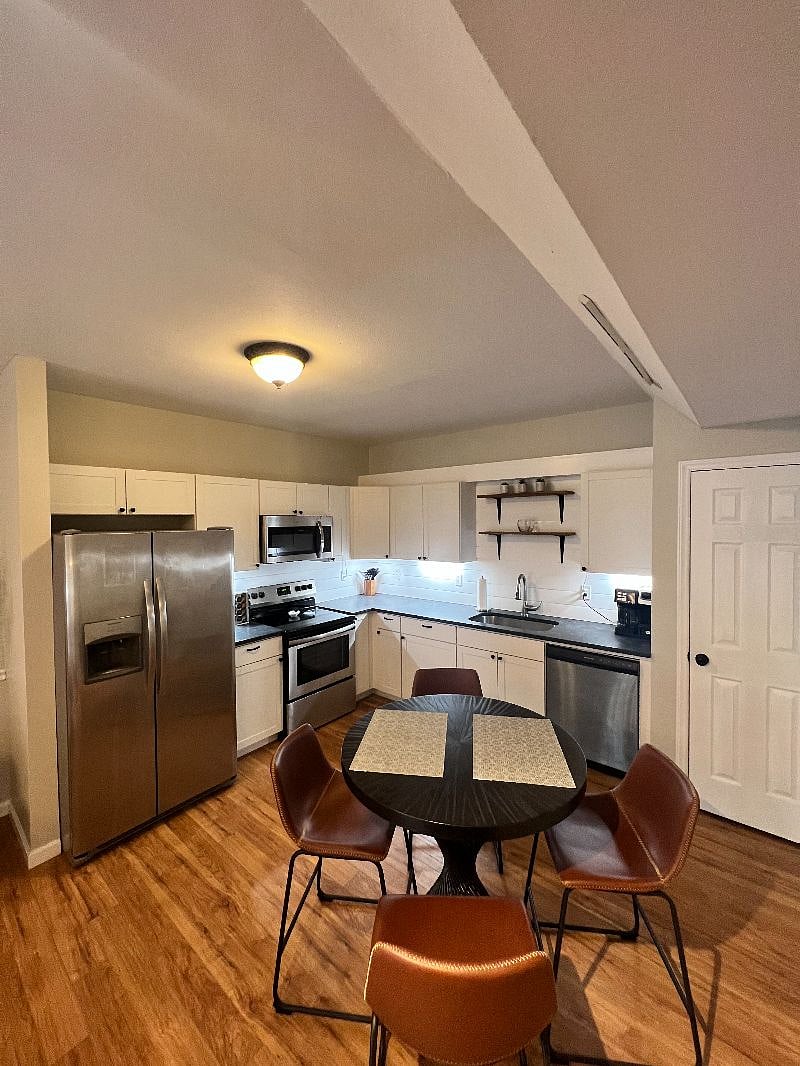 Furnished Finder property 500062_1 photo 11