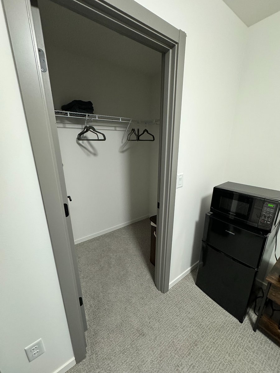 Furnished Finder property 500071_2 photo 10