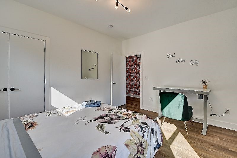 Furnished Finder property 500090_1 photo 11