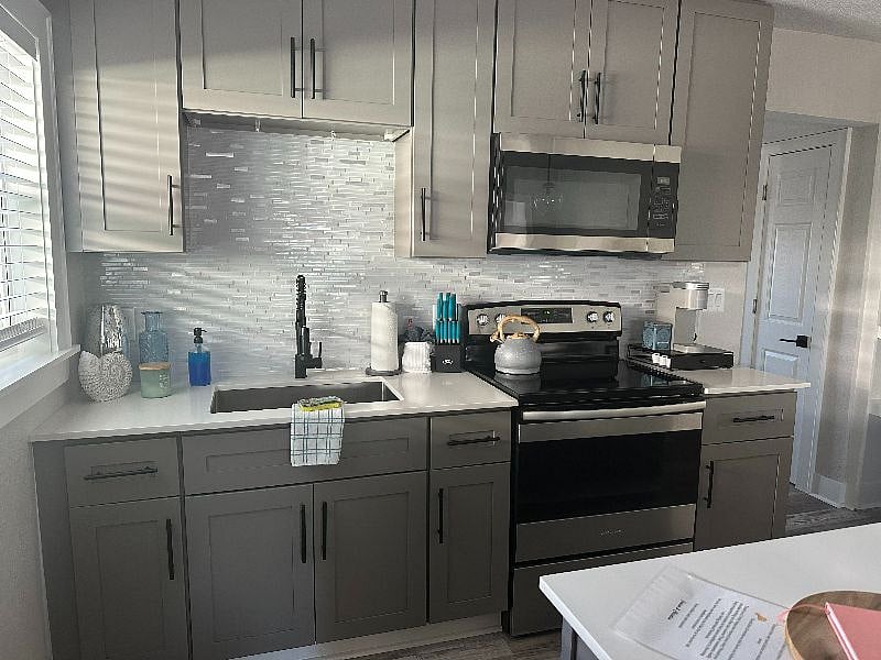 Furnished Finder property 500215_2 photo 4