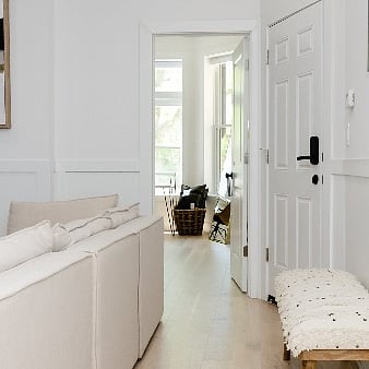 Furnished Finder property 500229_1 photo 3