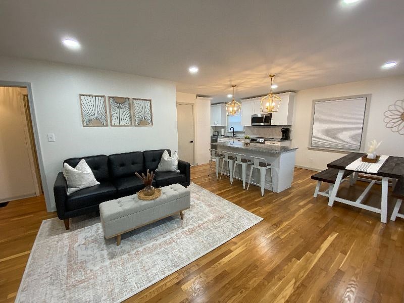 Furnished Finder property 500297_1 photo 4