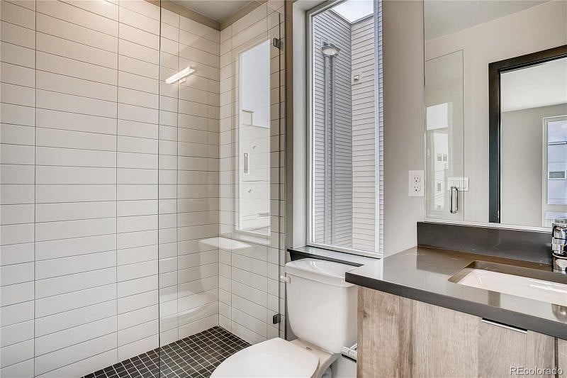 Furnished Finder property 500303_1 photo 3
