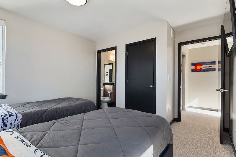 Furnished Finder property 500303_1 photo 21