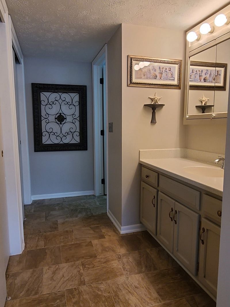 Furnished Finder property 500361_1 photo 9