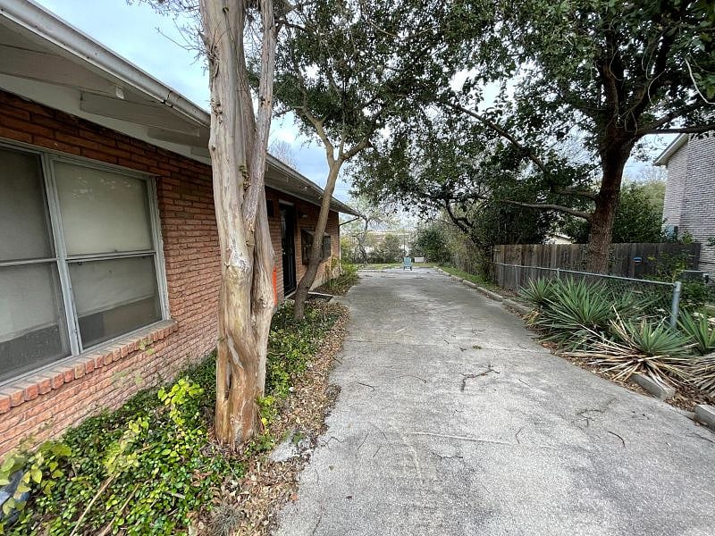 Furnished Finder property 500379_1 photo 12