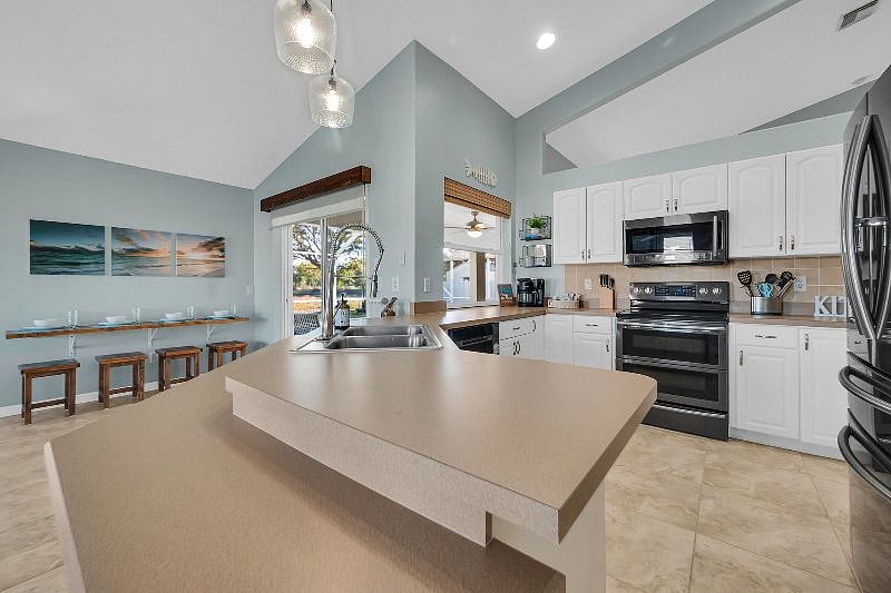 Furnished Finder property 500426_1 photo 8