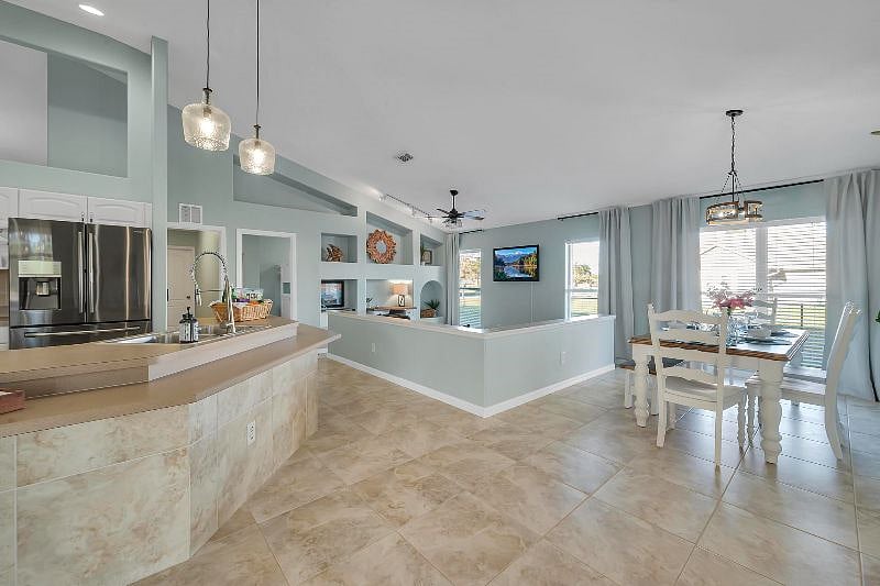 Furnished Finder property 500426_1 photo 24