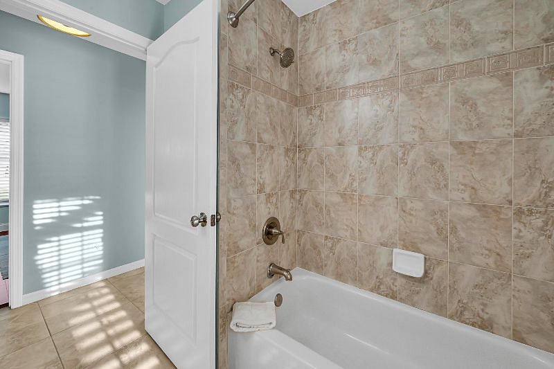 Furnished Finder property 500426_1 photo 40