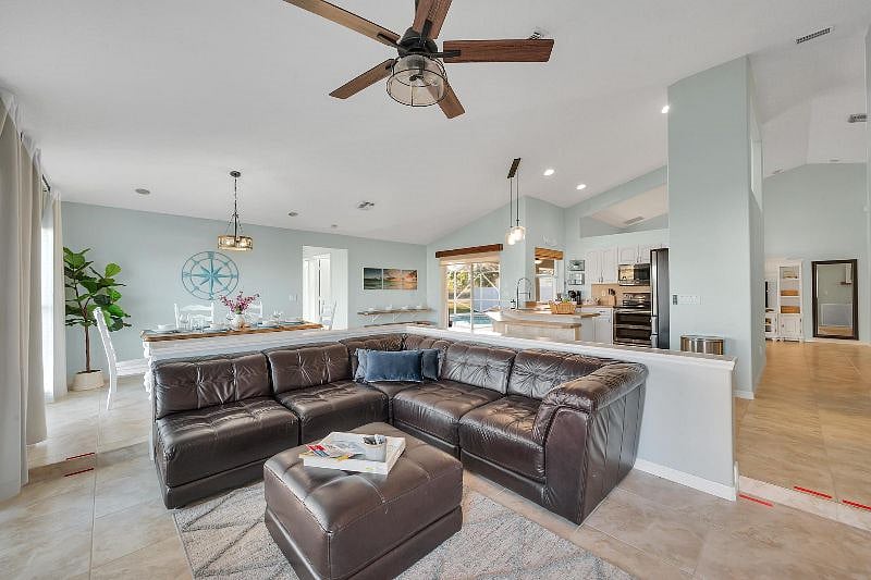 Furnished Finder property 500426_1 photo 25