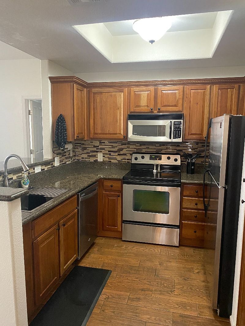 Furnished Finder property 500449_1 photo 12