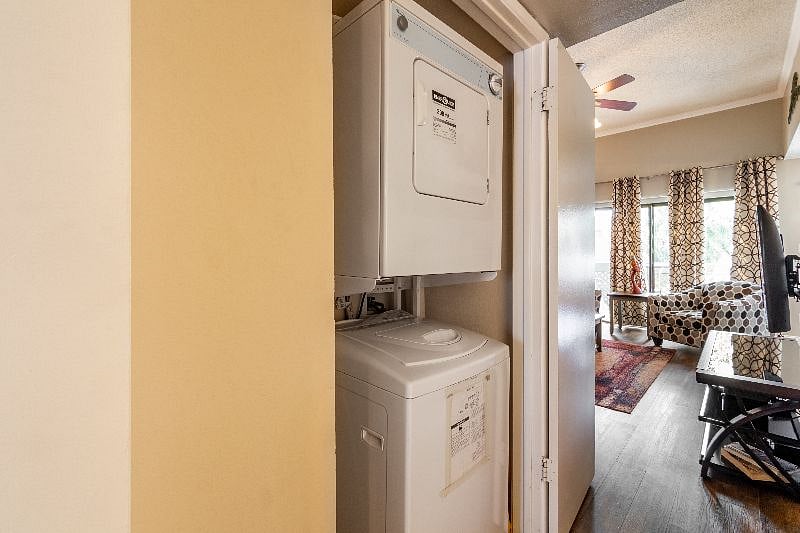 Furnished Finder property 500472_1 photo 13