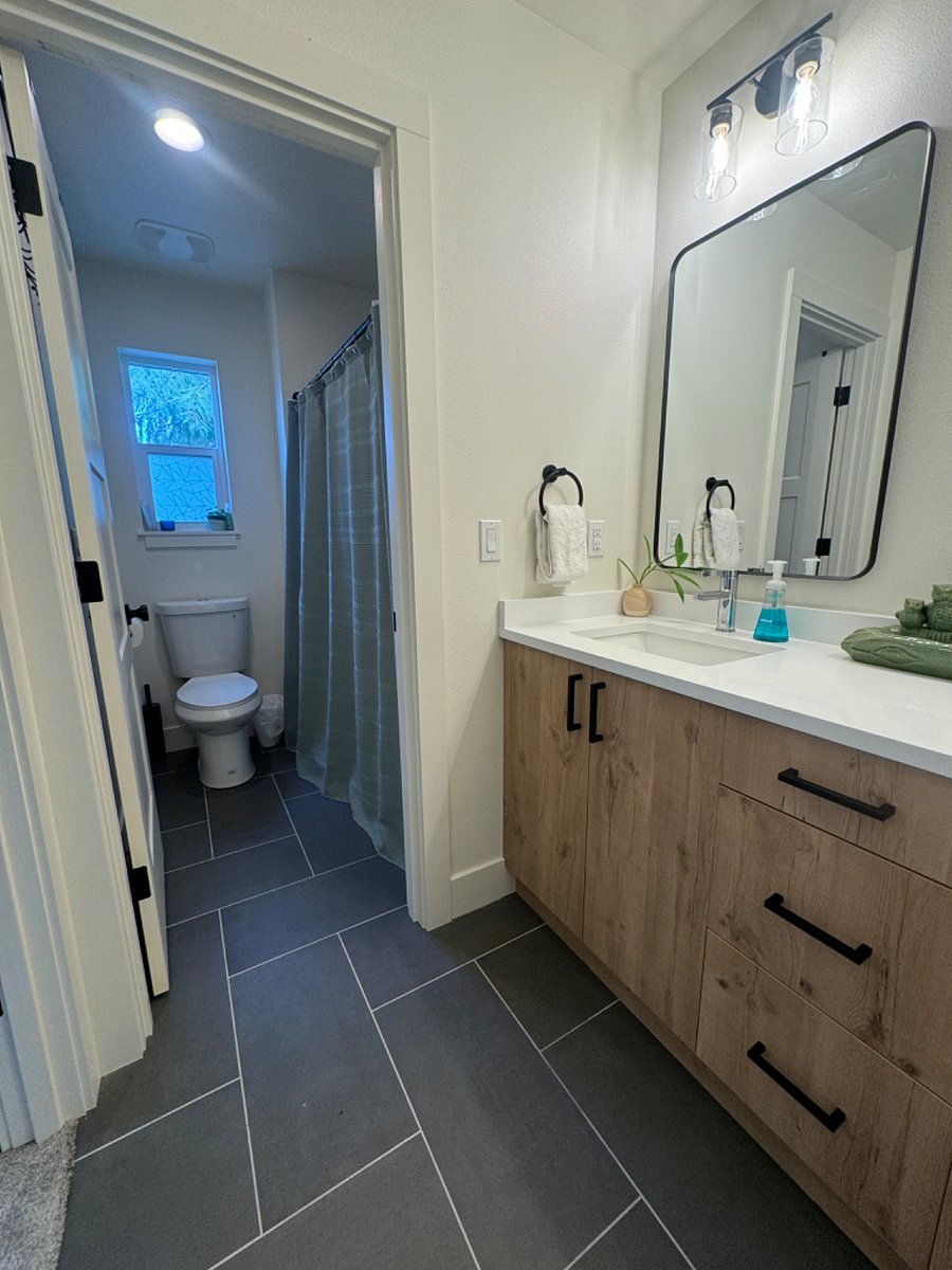 Furnished Finder property 500473_1 photo 24