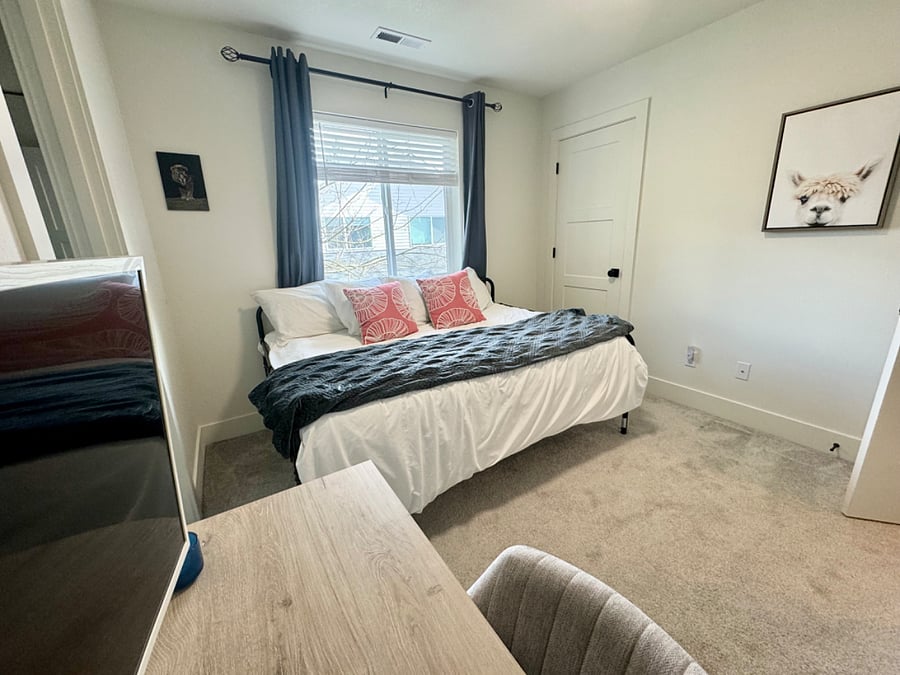 Furnished Finder property 500473_1 photo 29