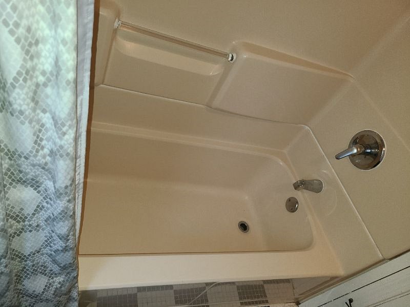 Tub & Shower