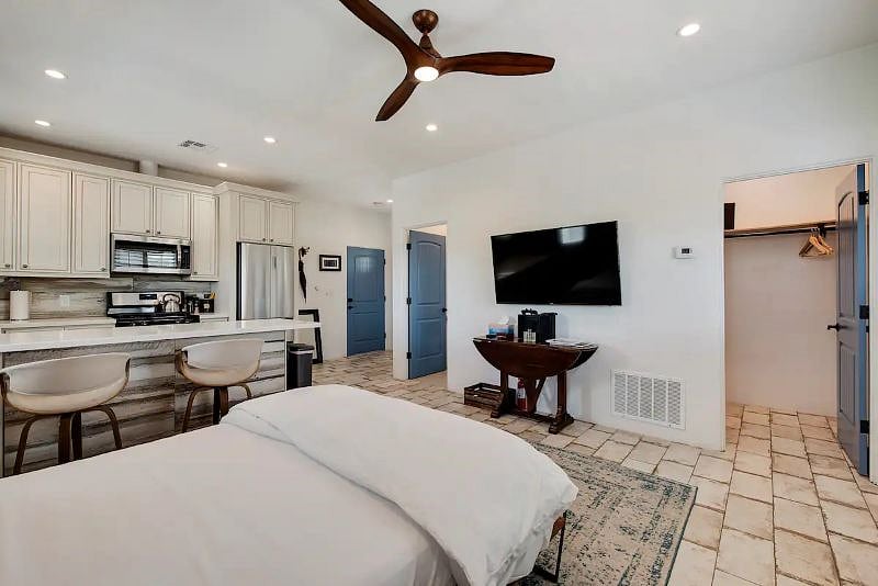 Furnished Finder property 500605_1 photo 11
