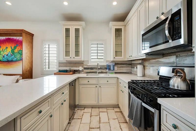 Furnished Finder property 500605_1 photo 22