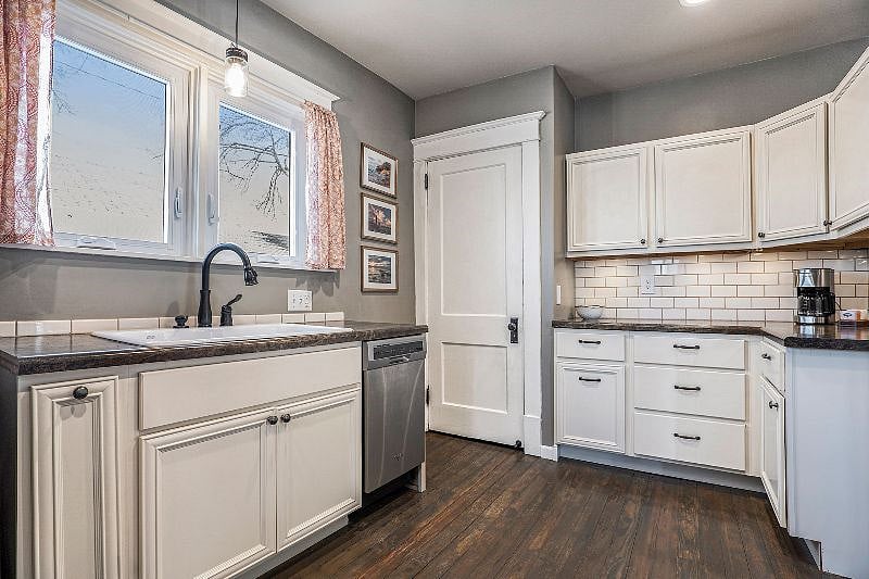Furnished Finder property 500674_1 photo 20