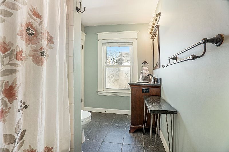 Furnished Finder property 500674_1 photo 24