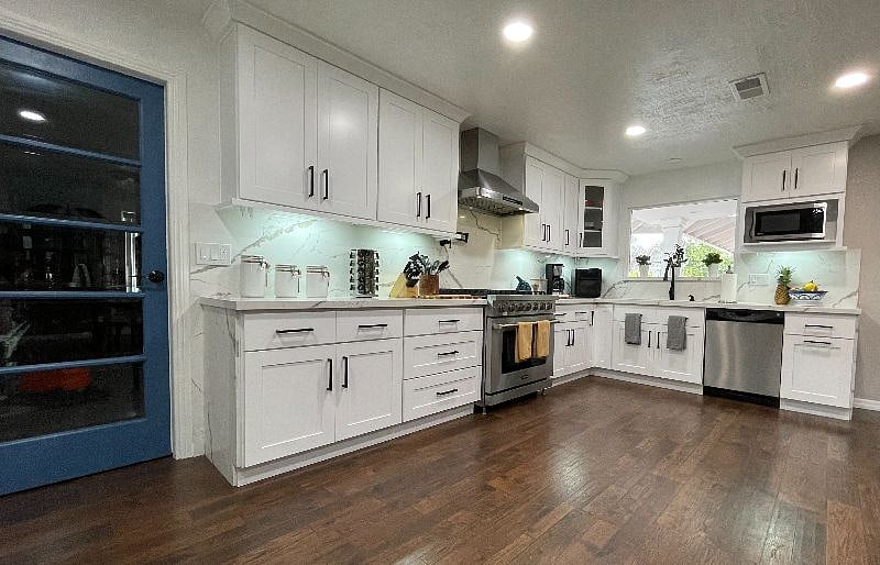 Furnished Finder property 500682_1 photo 8