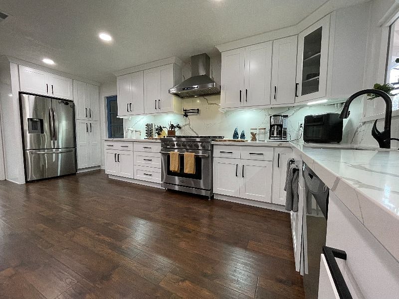 Furnished Finder property 500682_1 photo 9