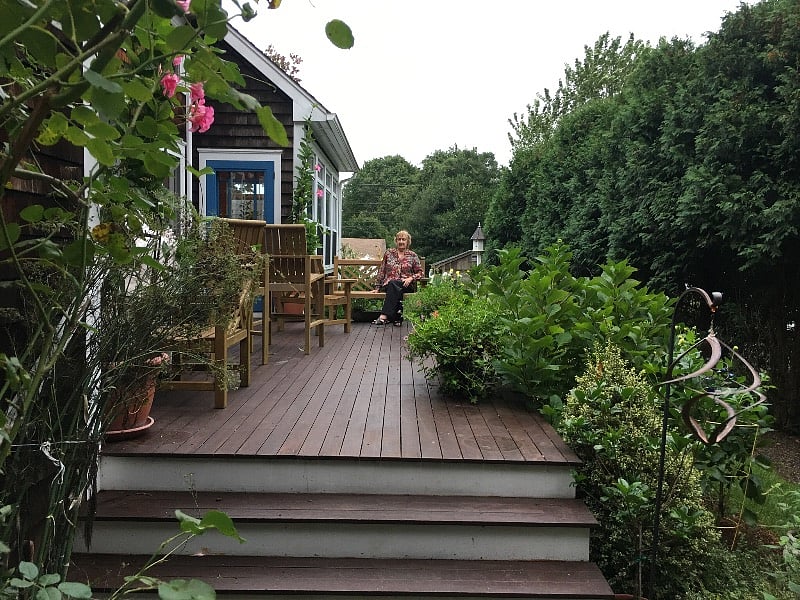 Back deck now has new rail