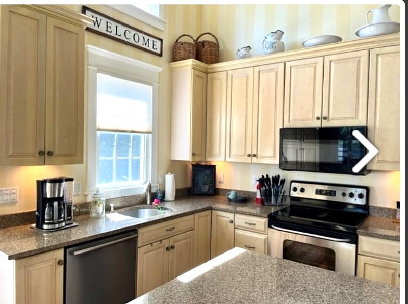 Furnished Finder property 500700_1 photo 26