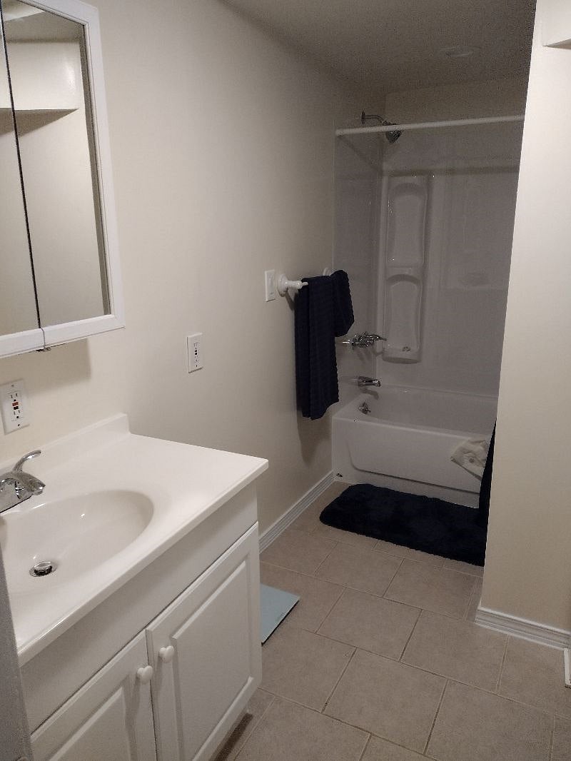 Furnished Finder property 500701_1 photo 8