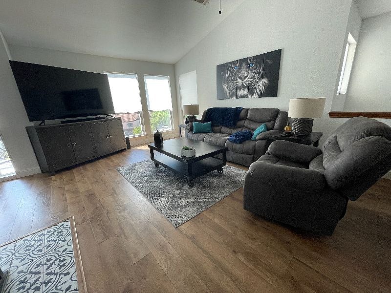 Furnished Finder property 500780_1 photo 9