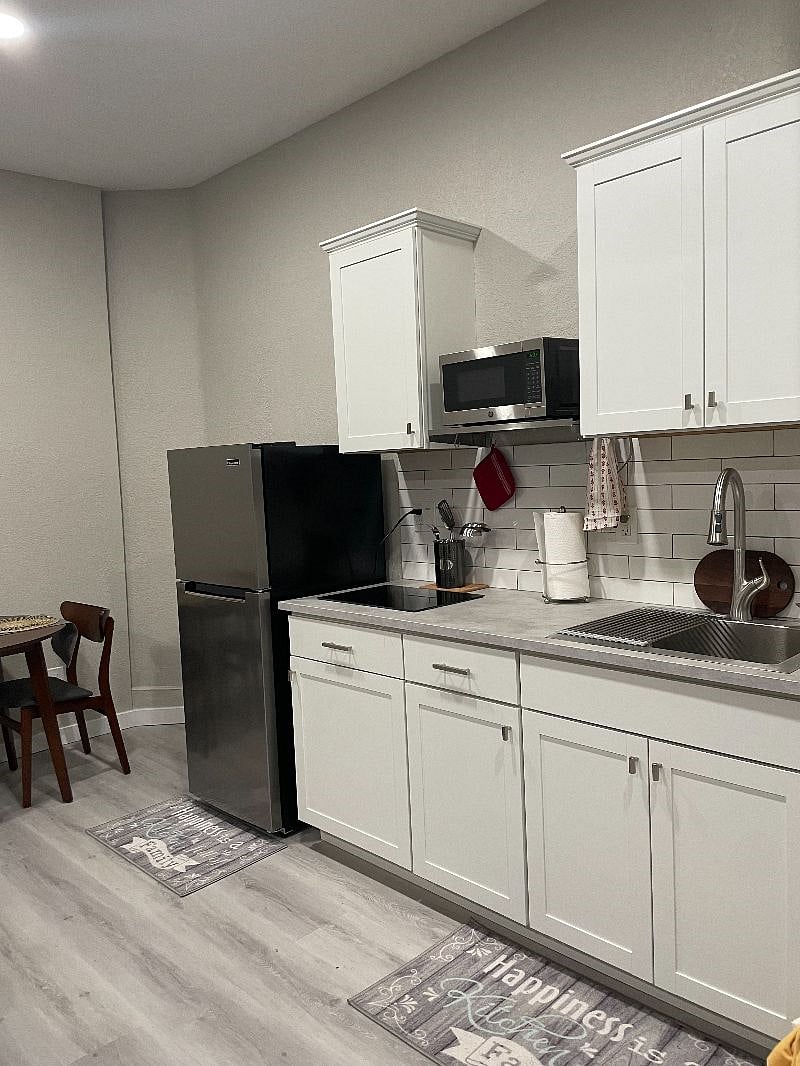 Furnished Finder property 500822_1 photo 4