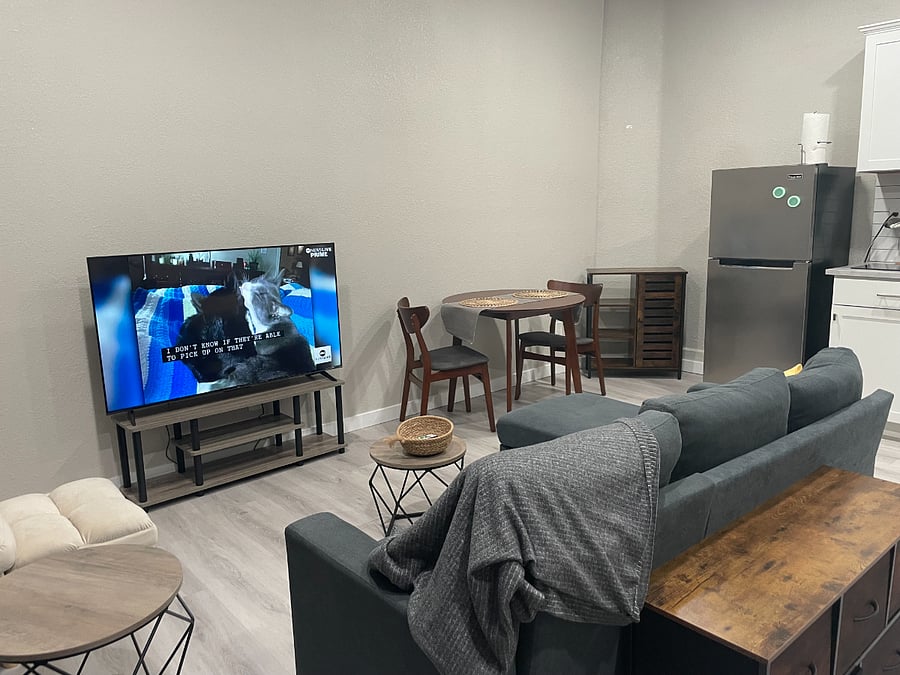 Furnished Finder property 500822_1 photo 6