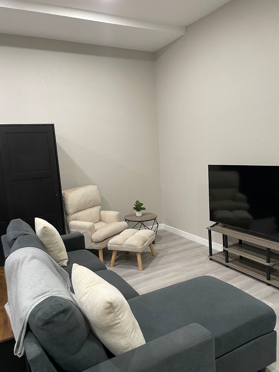 Furnished Finder property 500822_1 photo 11