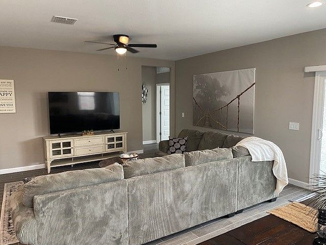 Furnished Finder property 500875_1 photo 9