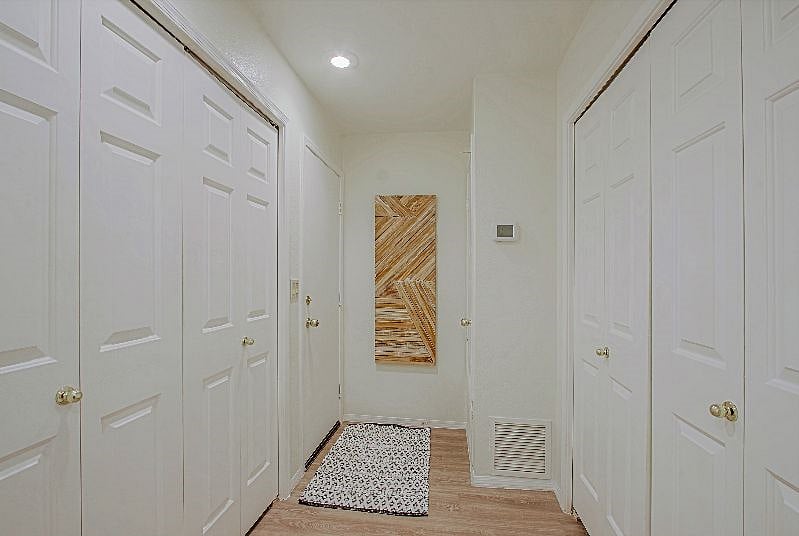 Furnished Finder property 500924_1 photo 17