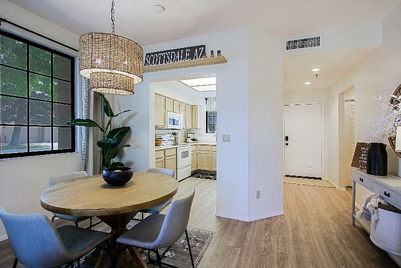 Furnished Finder property 500924_1 photo 6