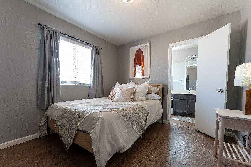 Furnished Finder property 500987_1 photo 20