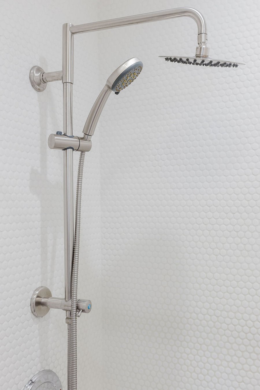 shower/bathtub