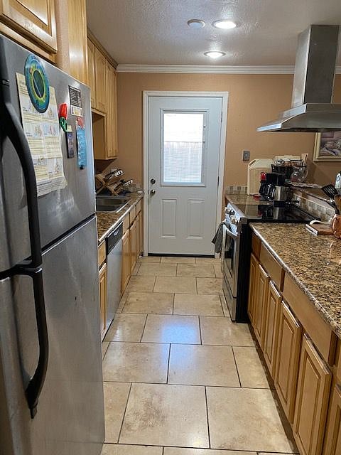 Furnished Finder property 501056_1 photo 2
