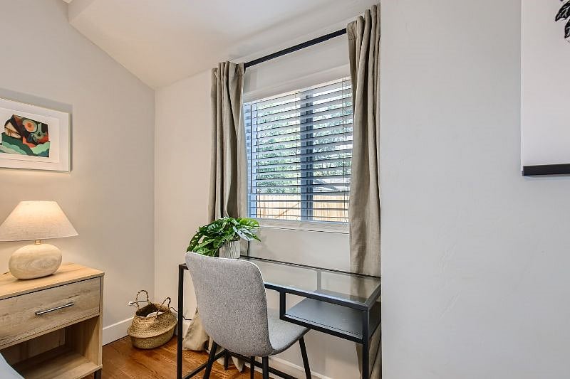 Furnished Finder property 501080_1 photo 6