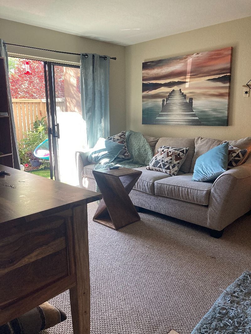 Furnished Finder property 501168_1 photo 3
