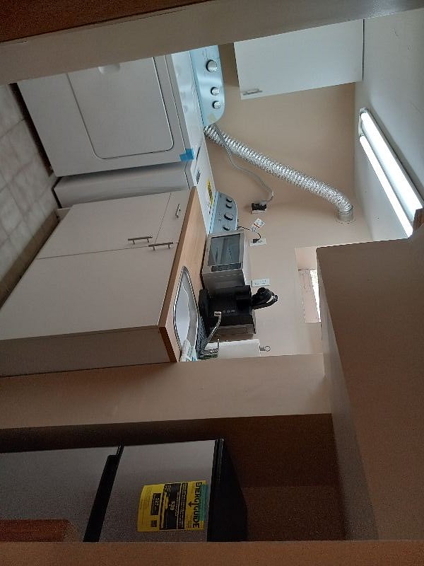 Kitchenette and laundry area
