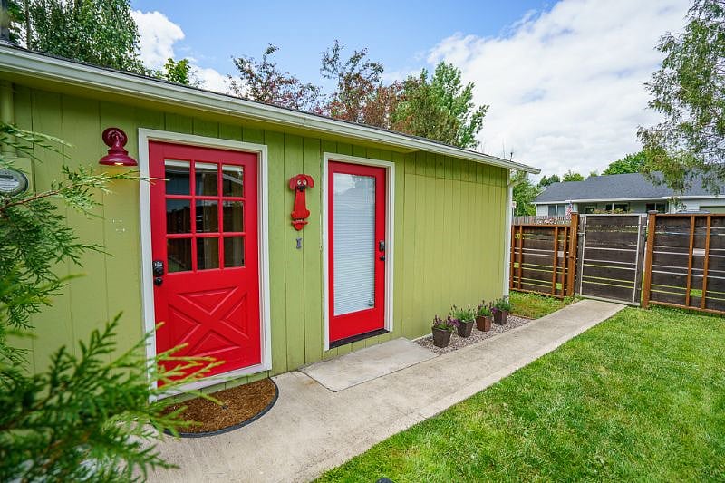The entry way has it's own private gate.