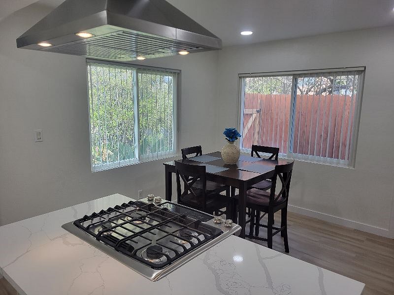 Furnished Finder property 501269_1 photo 7