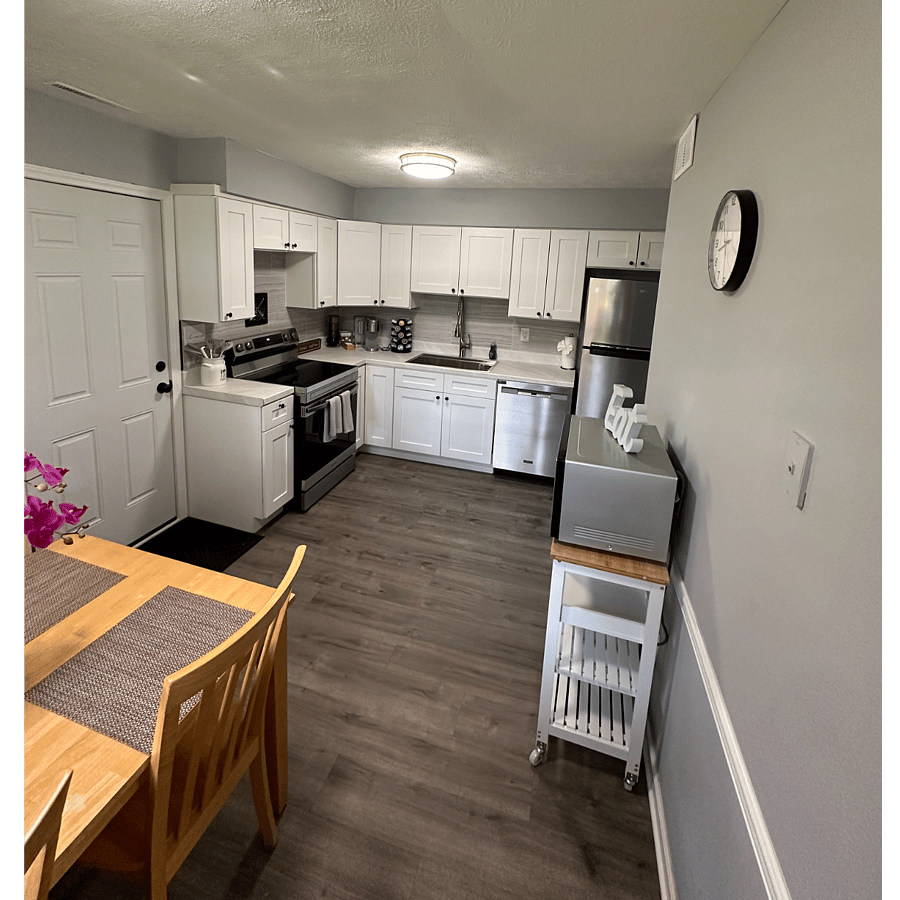Furnished Finder property 501287_1 photo 24