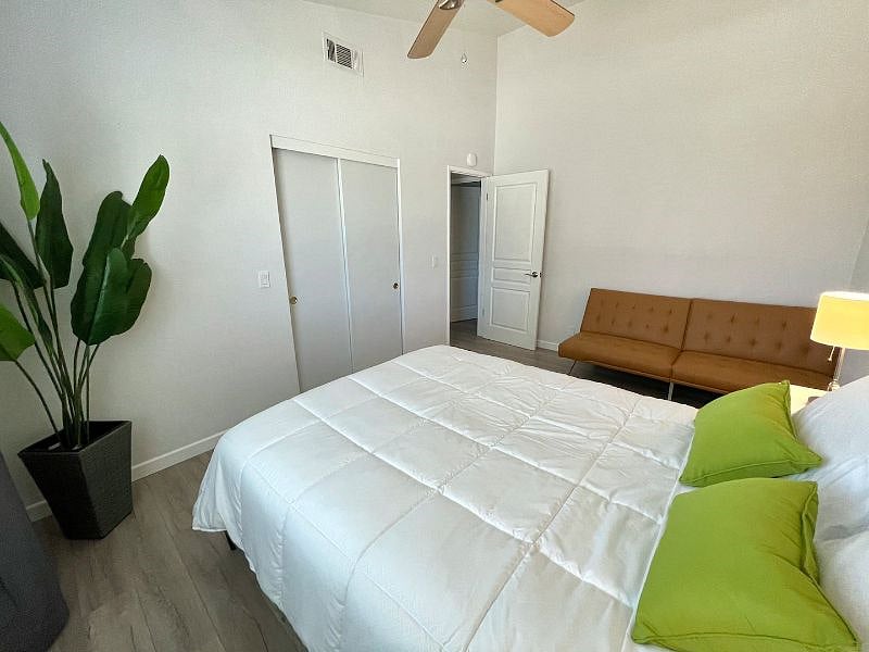 Furnished Finder property 501384_1 photo 22
