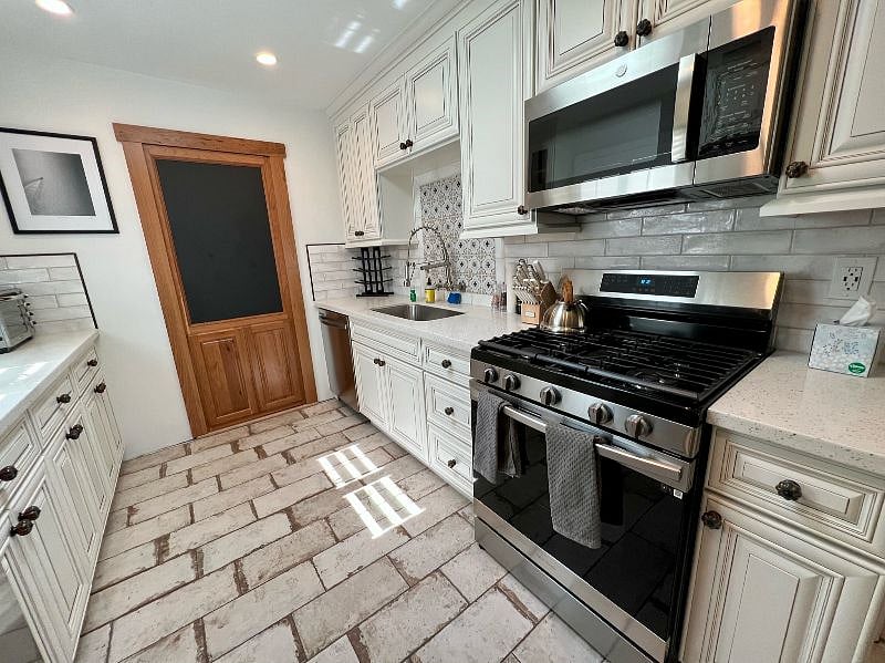 Furnished Finder property 501417_1 photo 4